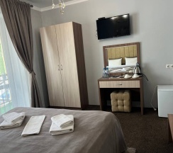 Двухместный стандарт с балконом в Шатун