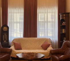 [1] Двухкомнатная квартира у Дворцовой площади в Darooms