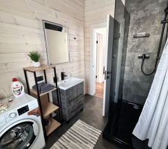 Коттедж с красивым видом из окна в Igora _Family _House