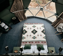 Купол №1 Зеленый (2 взрослых максимум + 2 детей) в Barkwood