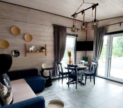 Дом улучшенный в Manzerok house