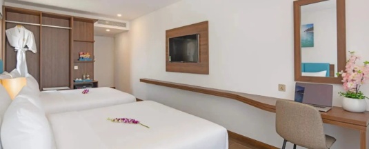 Номер Standard с красивым видом из окна в Gold Plaza Hotel Da Nang