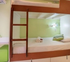 Двухместный люкс двухъярусная кровать в Brazilodge All Suites Hostel