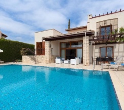 Номер Standard в Aphrodite Hills Residences Superior Villas