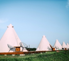Всё для Вас в Ostrov Camp в Остров Кемп