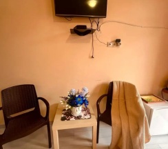 Четырёхместный номер Улучшенный (2 корпус) первый этаж в Морские истории