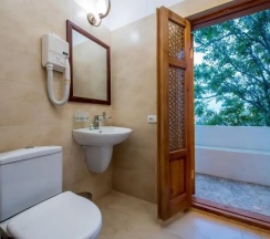 Двухместный номер Standard с балконом 2 отдельные кровати в Ориент Стар Хива