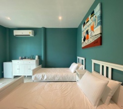 Бунгало с 2 комнатами в Le Petit Saint Tropez