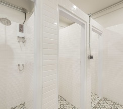 Двухместный номер Standard двуспальная кровать в Bed & Bike Hostel