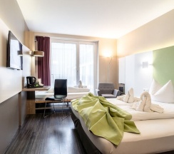 Трёхместный номер Business в Hotel Demas City