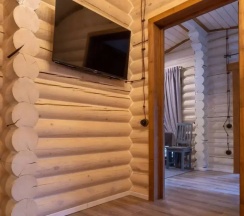 Сруб Малый с красивым видом из окна в Wood palace