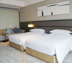 Двухместный номер Deluxe с видом на реку 2 отдельные кровати в DoubleTree by Hilton Ya'An