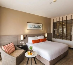 Двухместный номер Superior с видом на город (двуспальная кровать) в Deevana Plaza Phuket