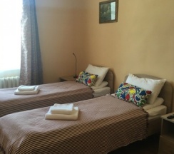 Двухместный  номер ( 2 кровати) в МК Краски