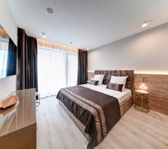 Duplex с видом на море и бассейн в Лучезарный Резорт