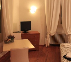 Трёхместный номер Standard в Hotel Firenze Lugano