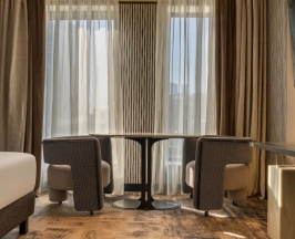 Классический улучшенный номер - с двуспальной кроватью в Mercure Арбат