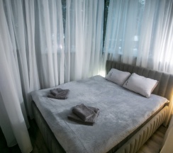 Коттедж с красивым видом из окна в Hedonist club