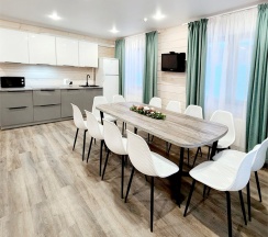 Коттедж "Друзья" в Золотая долина