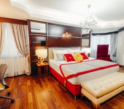 Люкс Presidential в Dedeman Oskemen Hotel