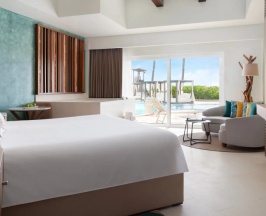Двухместный полулюкс Swim-Up oceanfront (двуспальная кровать) в Отель Hyatt Vivid Playa Del Carmen