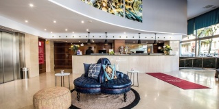 Барселона: Отель Leonardo Hotel Barcelona Gran Via