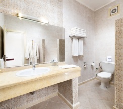 Четырёхместный номер Plus семейный Comfort в Three Corners Sunny Beach Resort