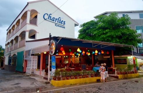 Таиланд, Карон: Гостевой дом Гостевой дом Sugar Inn Phuket