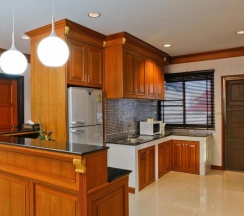 Шестиместный Suite Penthouse с 3 комнатами в Inn House Hotel