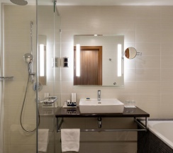 Номер улучшенный с видом на Собор в Radisson Blu Hotel Kaliningrad