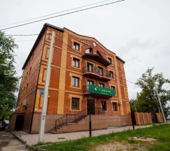 Мужской номер с 6 кроватями и общей ванной в Сириус
