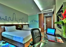 Двухместный Deluxe Chill 2 отдельные кровати в Отель Galleria 10 Bangkok Hotel By Compass Hospitality