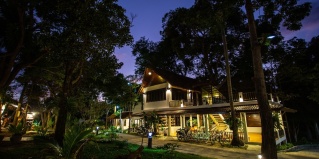 пляж Баток: Курортный отель Ban Raya Resort and Spa