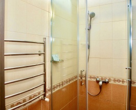 Супериор трехместный с просторным балконом и видом на море в Ассоль