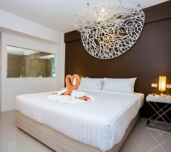 Двухместный номер Deluxe с видом на море двуспальная кровать в Coral Inn