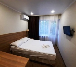 Стандарт 2х местный с видом на парк (корпус 3) в Небуг