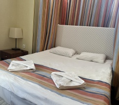Номер комфорт в Home Hotel