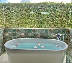 Двухместный номер Standard с видом на бассейн 2 отдельные кровати в The Kiri Villas Resort