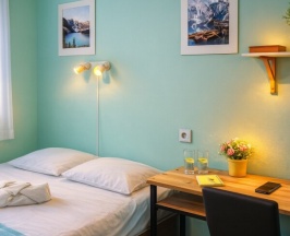 Подиум в Автор