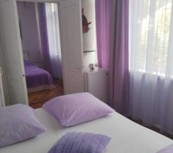 Семейные апартаменты с 2 комнатами в Уютный дворик