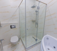Джуниор с джакузи в Grig`s Hotel