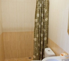 Стандартный трехместный номер в Reskator