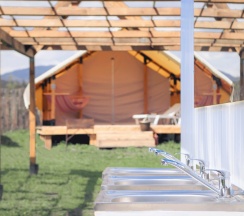 Глэмпинг в Ковчег