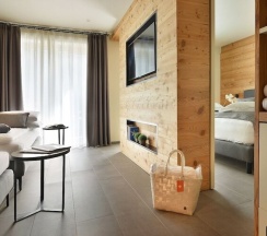 Четырёхместный семейный номер Standard с балконом в Hotel Sporting - Family Hospitality