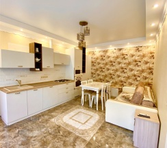 Апартаменты с двумя спальнями в Apart lux