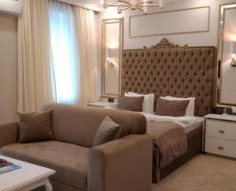 Двухместный люкс двуспальная кровать в Ambassador hotel Almaty