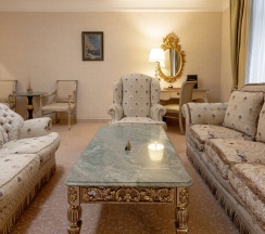 Люкс Гранд в Radisson Collection Москва