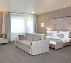 Номер делюкс в L`Hotel