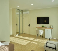 Улучшенная двухместная комната в Deus