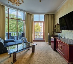 Делюкс с балконом в The Rooms Boutique Hotel
